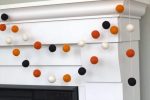 Halloween Felt Ball Garland_09
