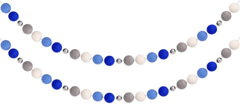 Hanukkah Pom Pom Garlands_01